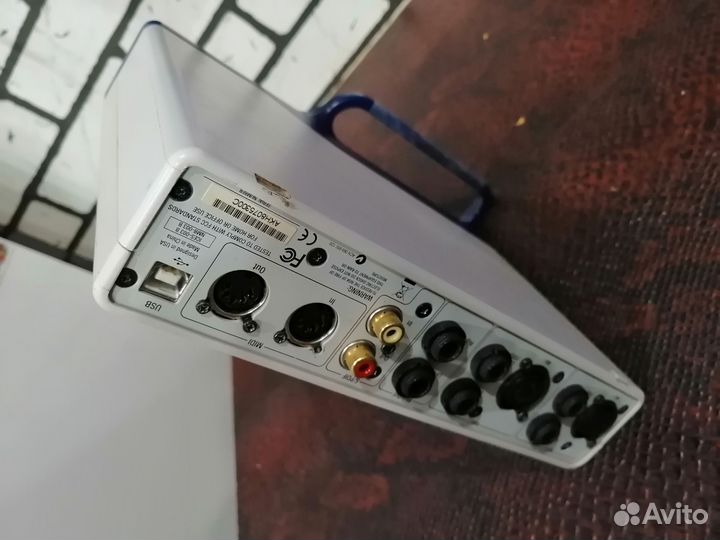 Звуковая карта Digidesign MBox 2