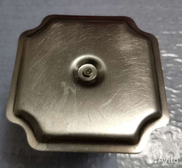 Сувениры СССР (самоварчик, кружка, ключ)