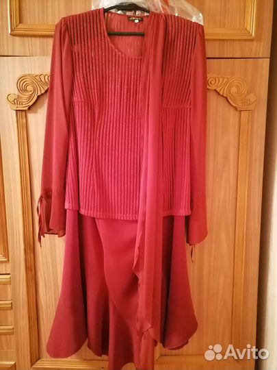 Костюм женский