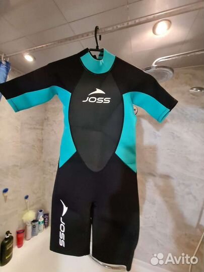 Гидрокостюм женский с коралловой обувью