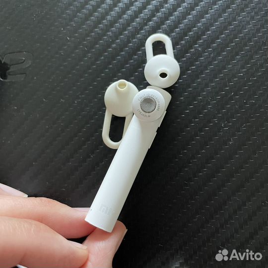 Bluetooth гарнитура Xiaomi lyej02LM наушник