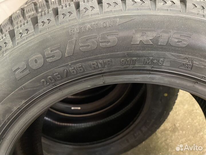 Pirelli Formula Ice 205/55 R16 91T