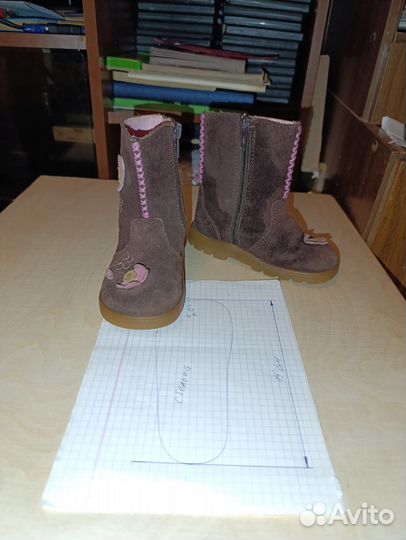Замшевые ботинки для девочки