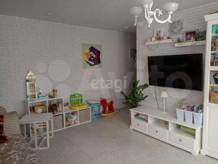 2-к. квартира, 45,7 м², 2/5 эт.