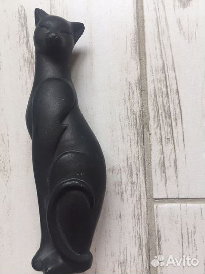 Статуэтка чёрный кот