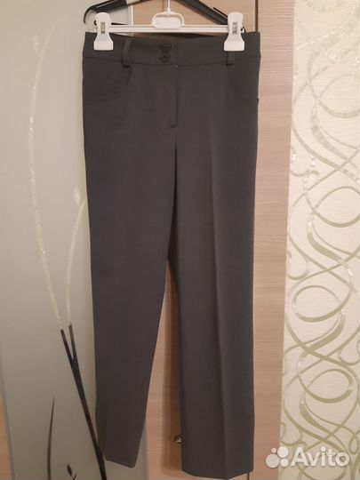 Школьная форма для девочки серая