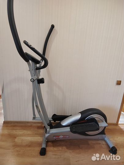 Эллиптический тренажер