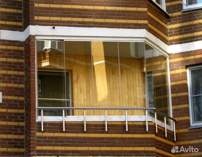 Безрамное раздвижное остекление