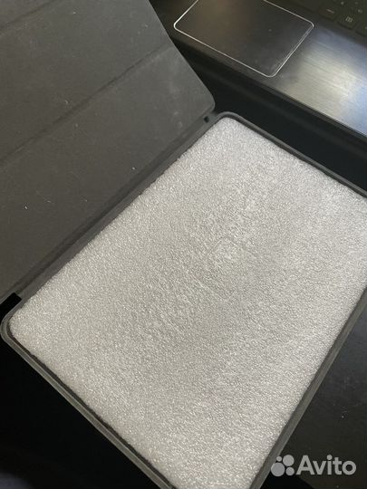 Чехол на iPad 10.2