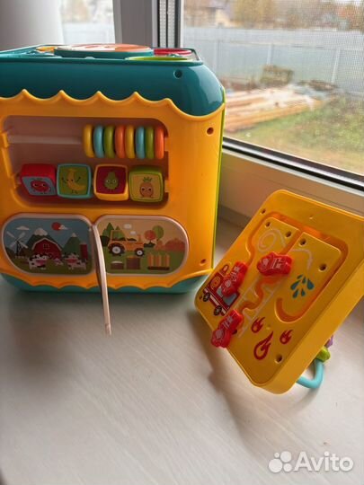 Бизиборд куб музыкальный