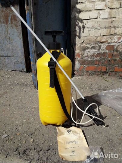 Опрыскиватели садовые