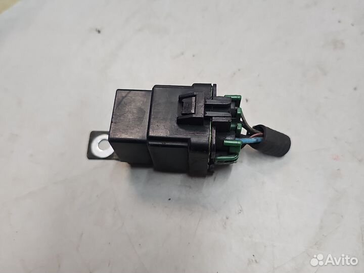 Реле вентилятора двигателя 96251271 kia ceed jd