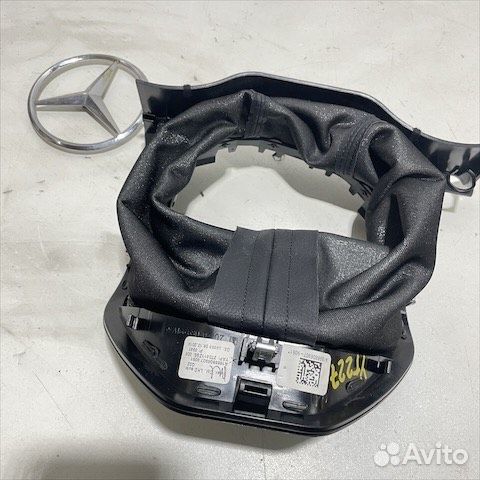 Кожух рулевой колонки Мерседес 166 w166 x166