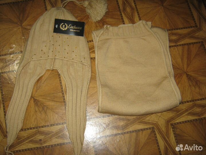 Новый комплект для девочки (шапка и шарф)