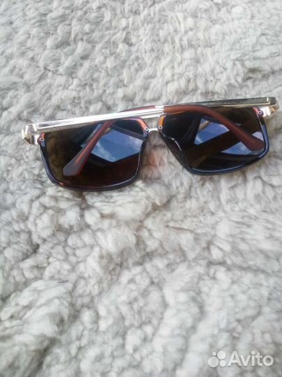 Футляр для очков ray ban и сами очки