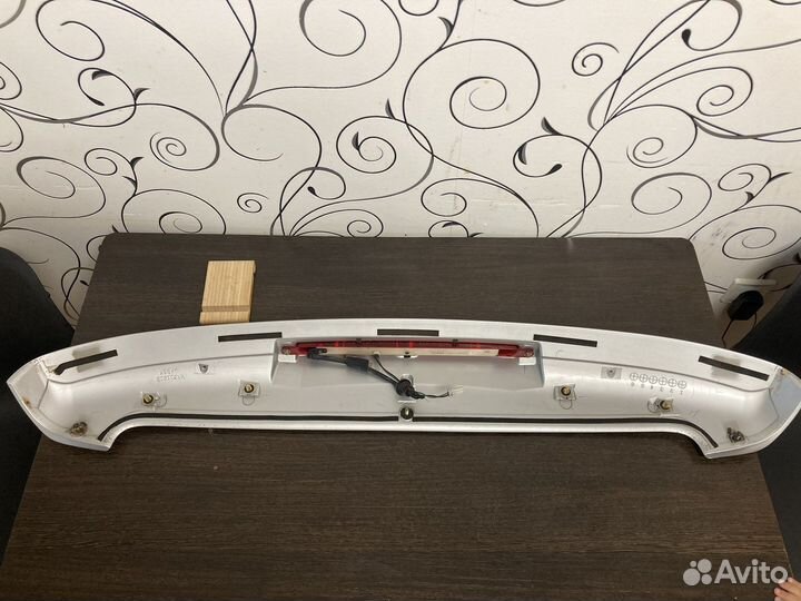 Спойлер mitsubishi outlander 1