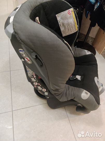 Автомобильное кресло britax romer