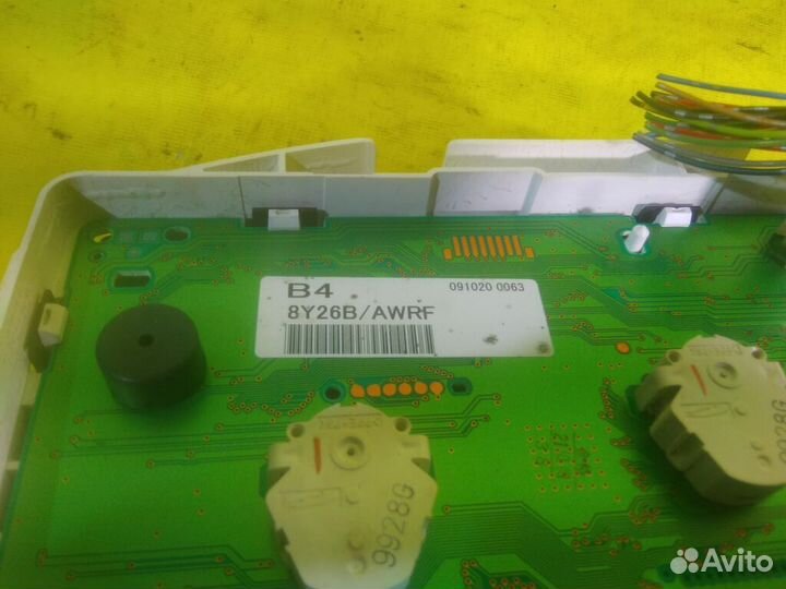 Панель приборов