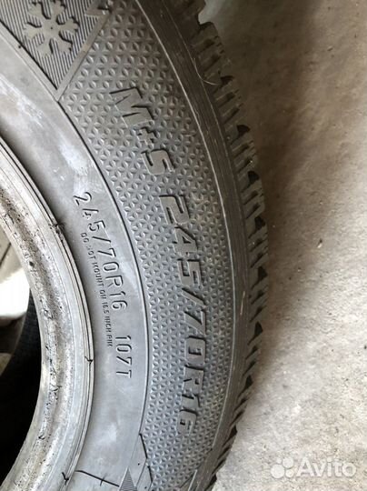 Goodyear UltraGrip 500 245/70 R16 107T