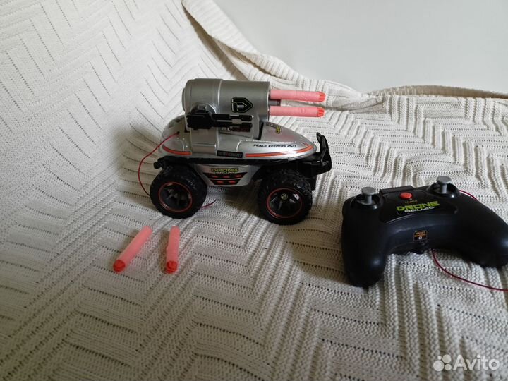 Машина на радиоуправлении внедорожник