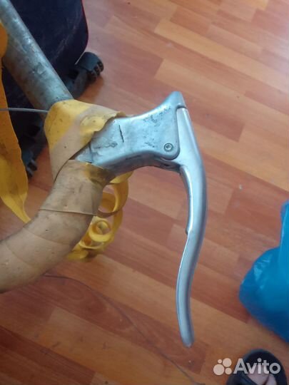 Велозапчасти: тормоза-клещи, руль-барашек, педали