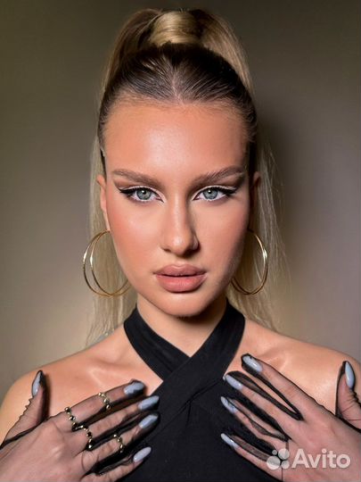 Визажист / Стилист по укладкам