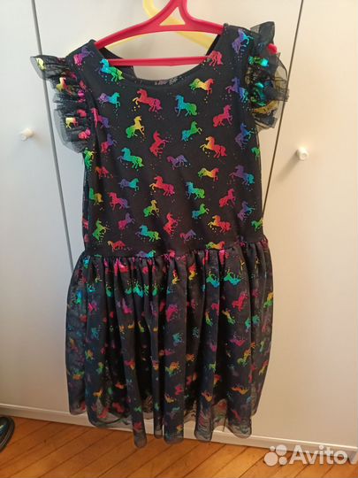 Платье для девочки праздничное