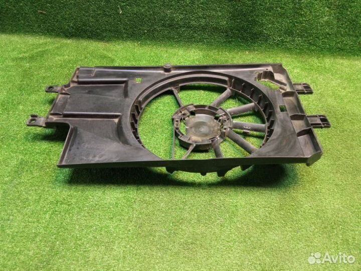 Диффузор вентилятора LADA Granta 2020