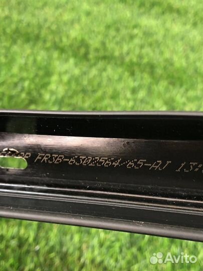 Молдинг (накладка кузовная) правый Ford Mustang