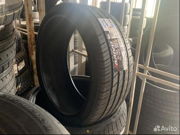 Arivo Ultra ARZ5 245/35 R20 95W