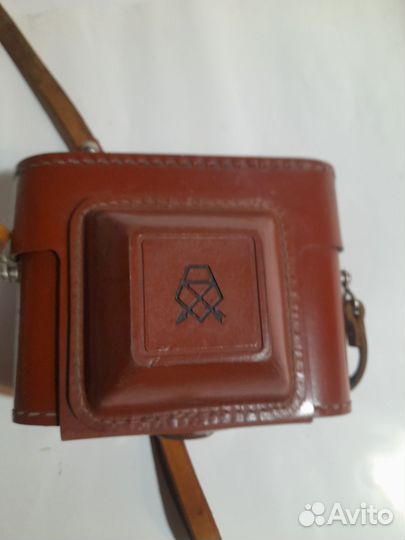 Плёночный фотоаппарат 