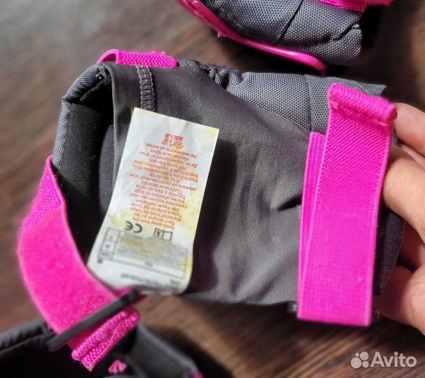 Продам Набор защиты для катания на велосипеде