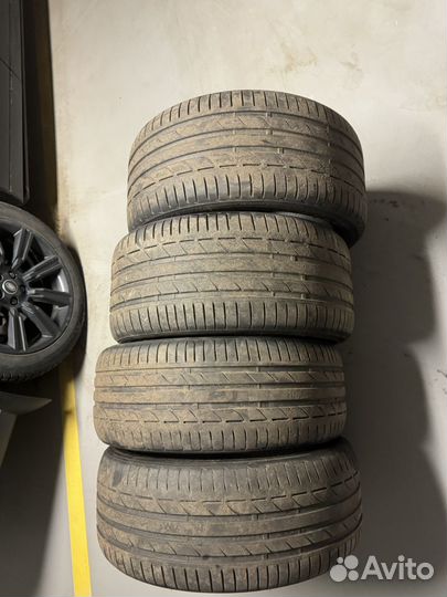 Bridgestone Potenza S001 245/40 R20 и 275/35 R20