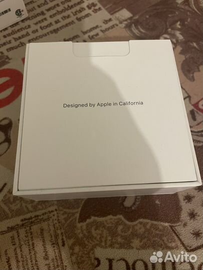 Беспроводные наушники apple airpods