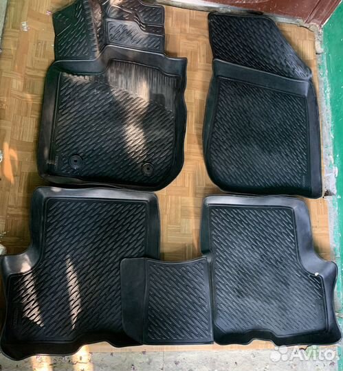 Коврики на Renault Logan II