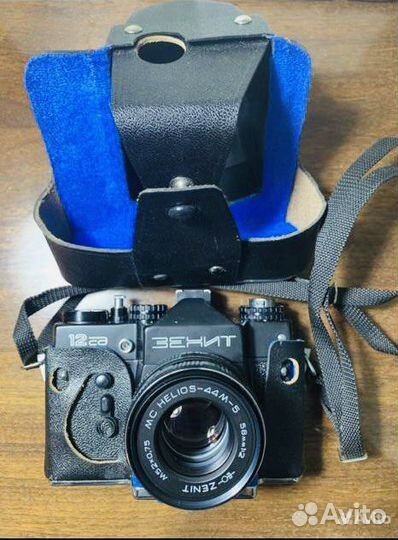 Плёночный фотоаппарат Зенит 12сд