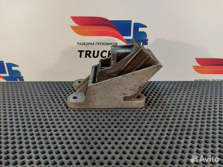 81962100614 Подушка двигателя передняя