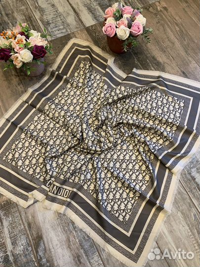 Шелковый платок бандана Dior серый