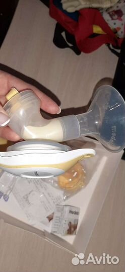 Молокоотсос medela ручной