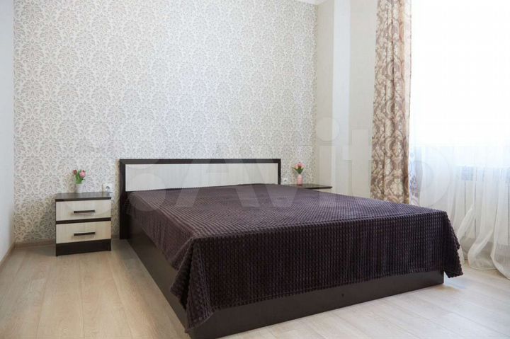 2-к. квартира, 80 м², 8/12 эт.