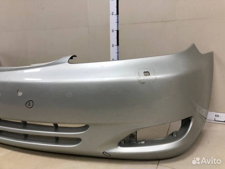 Бампер передний Toyota Camry