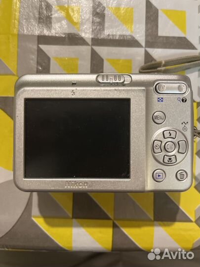 Цифровой фотоаппарат Nikon coolpix L5