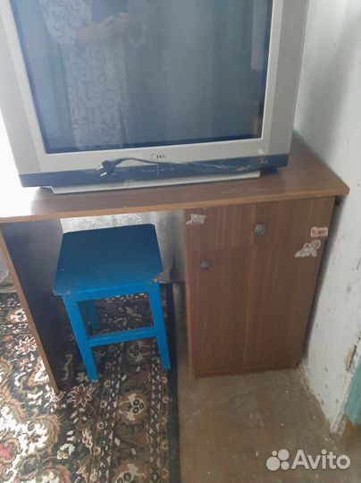 Письменный стол для школьника бу