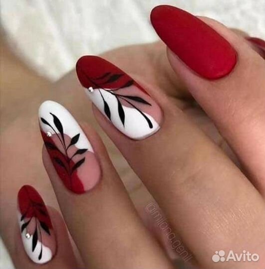 Мастер маникюра и педикюра