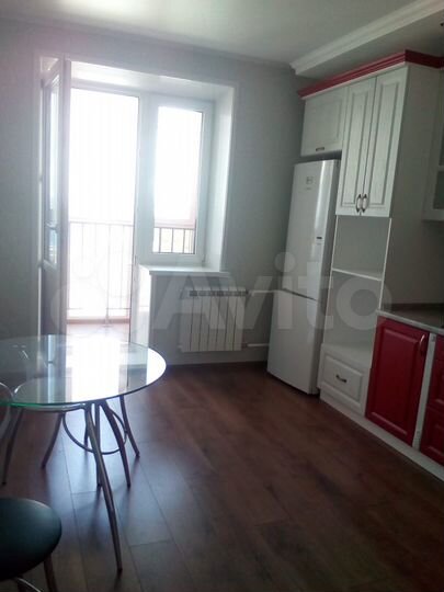 2-к. квартира, 70 м², 14/17 эт.