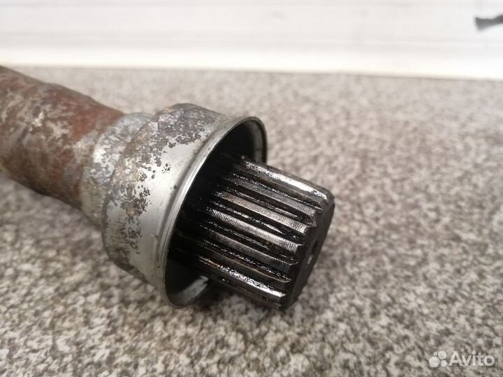 Полуось промежуточная (привод) VW Transporter T4