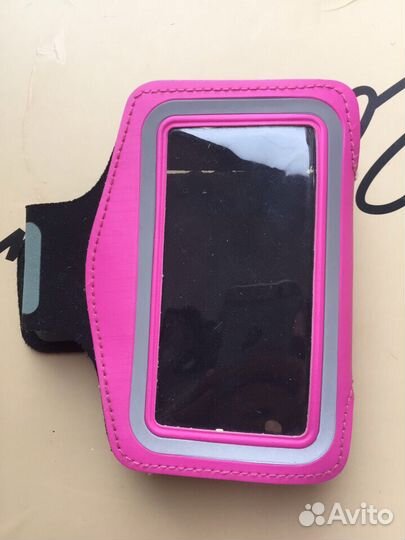 Чехлы iPhone 4