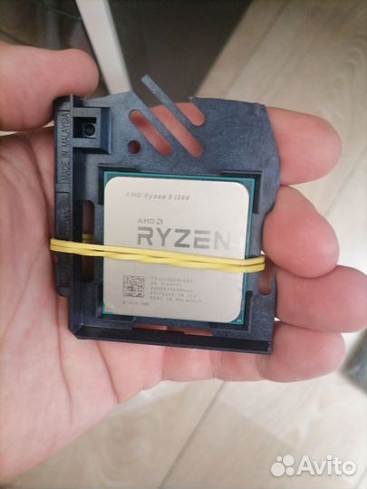 Процессор AMD Ryzen 3 1200
