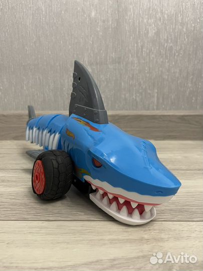Машина акула Hot Wheels