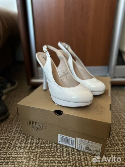 Туфли белые 37